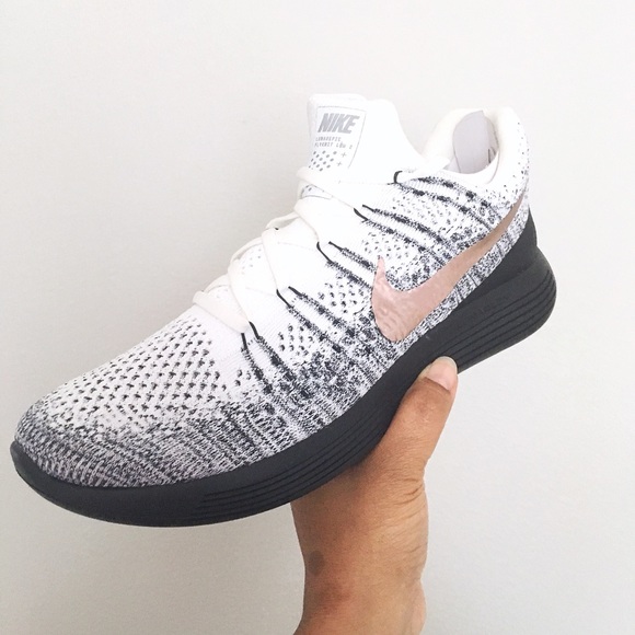nike lunarepic low flyknit 2 white gold nike lunarepic low flyknit 2 white gold